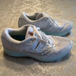 Saucony Speckled White and Gray Sneakers